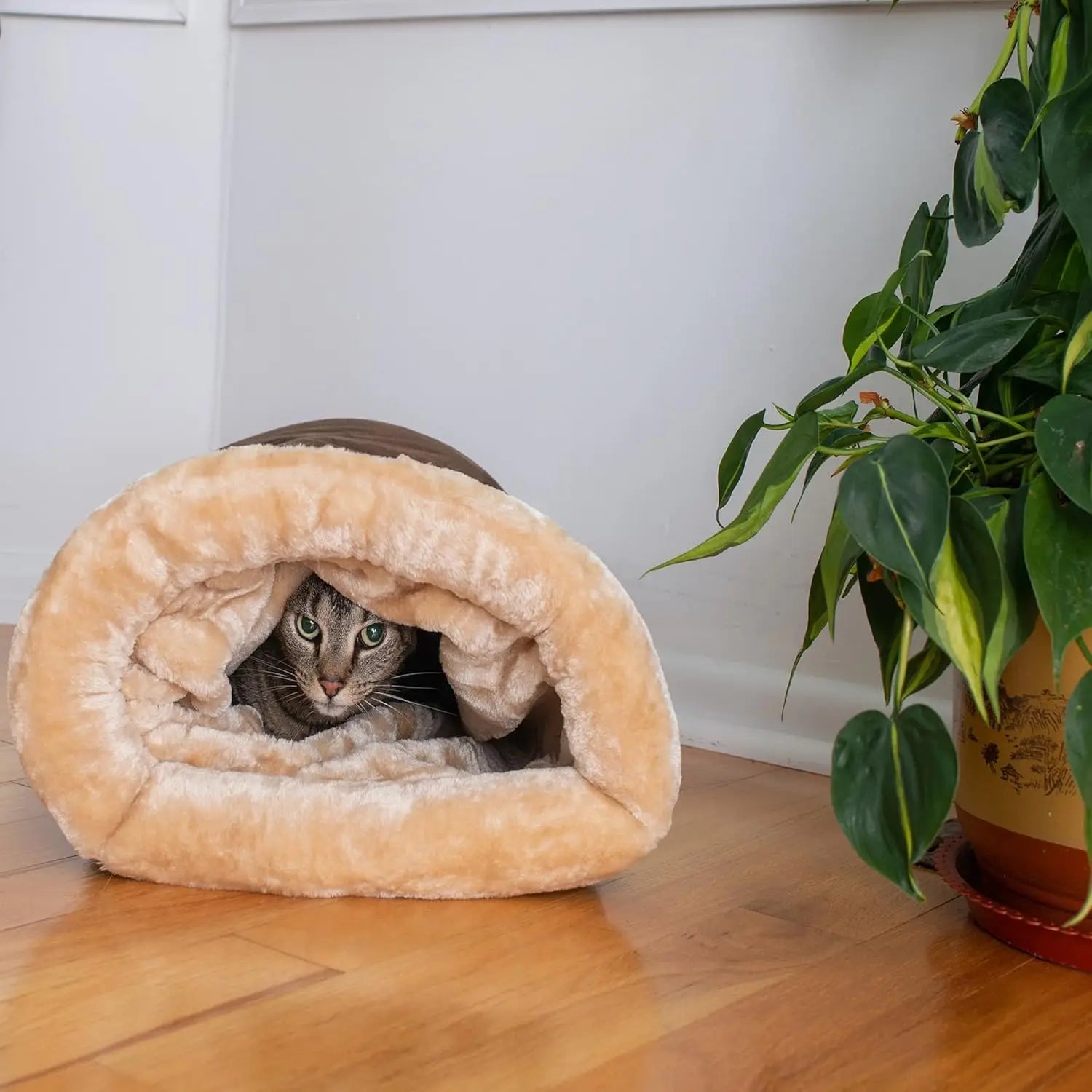 Warm Cat Sleeping Bag – Semi-Enclosed, Washable Winter Nest - Flufer Store